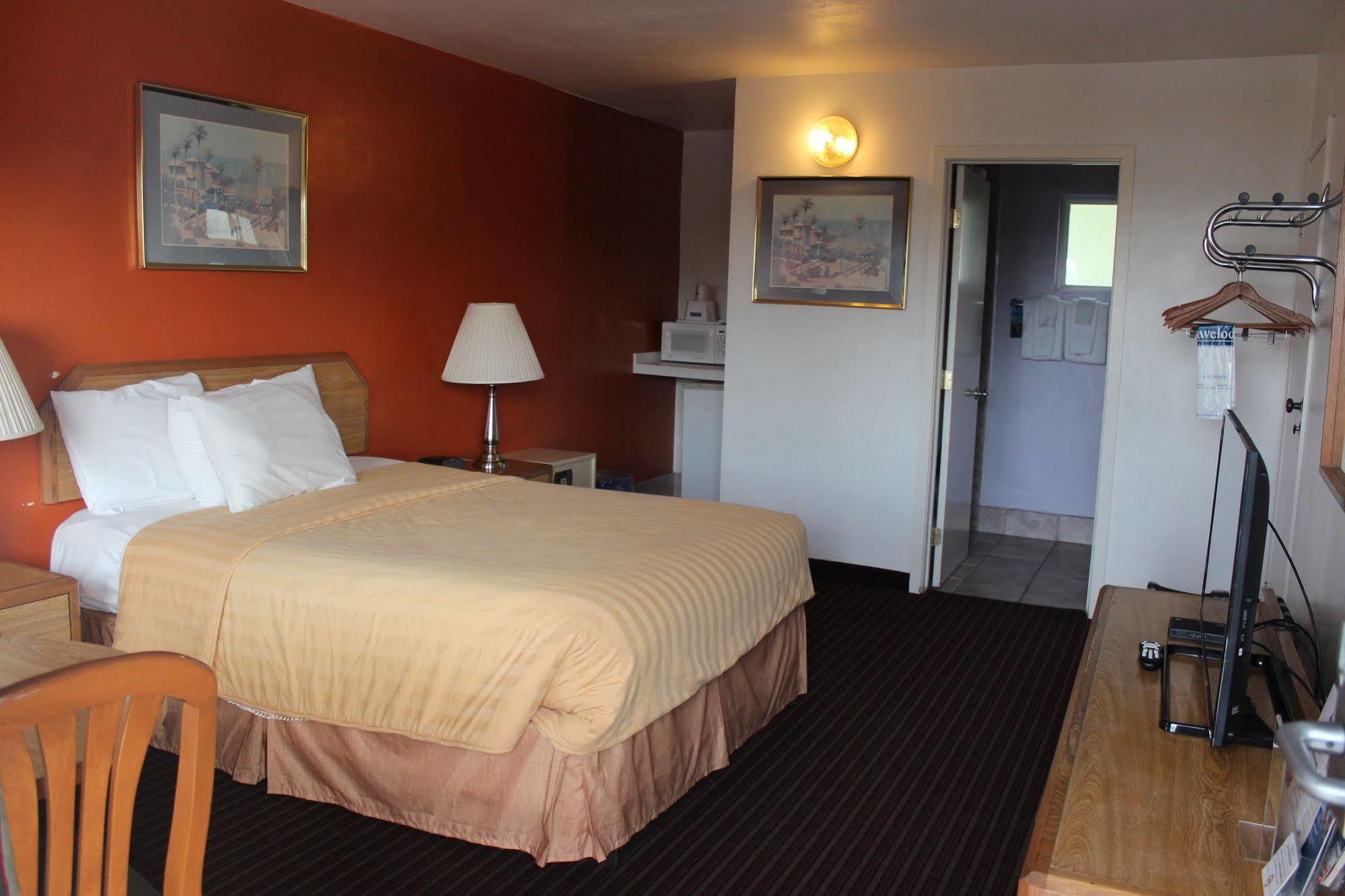 At Motel San Luis Obispo